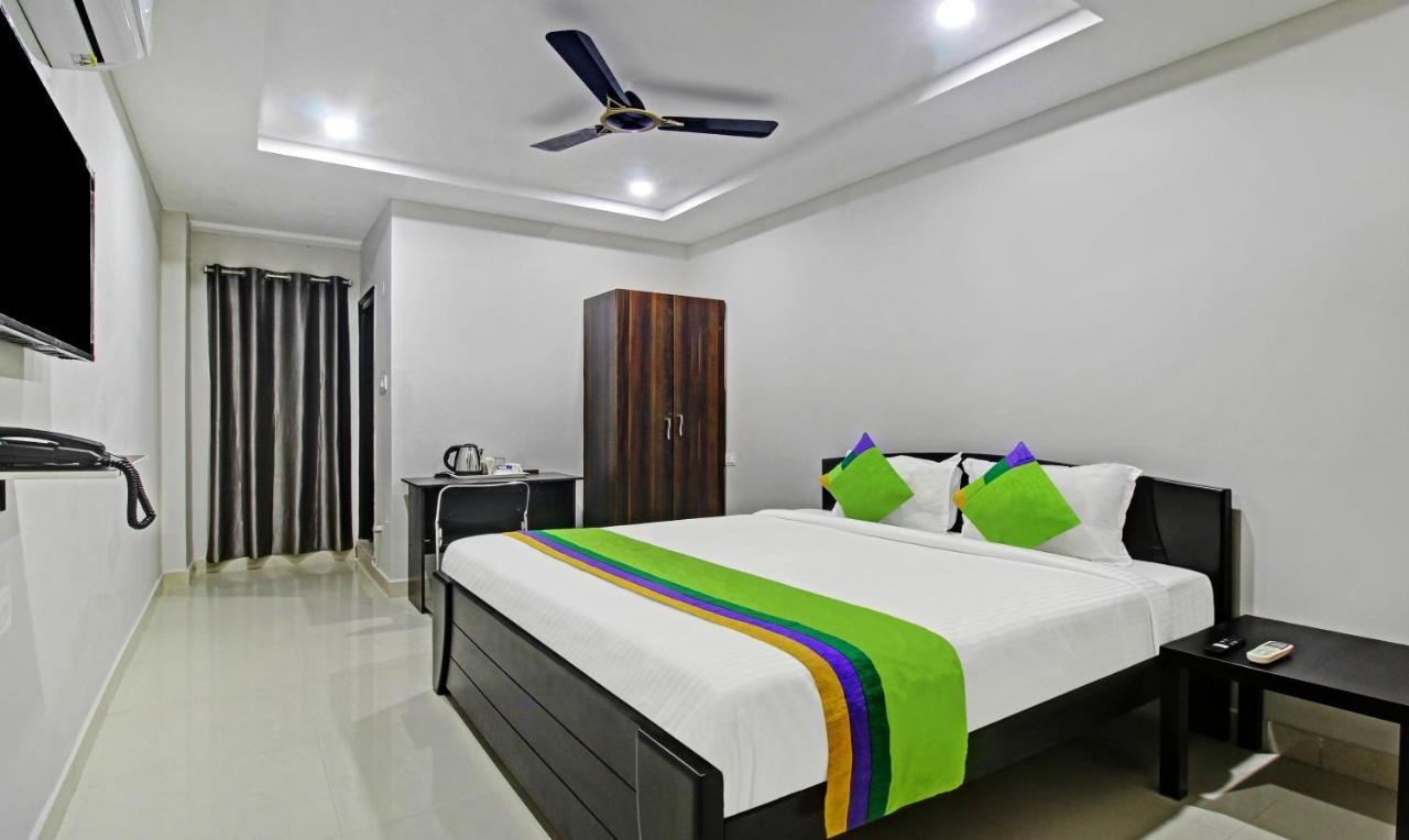 Itsy Hotels Sunrise Grand, Hitech City Hyderabad Exterior foto
