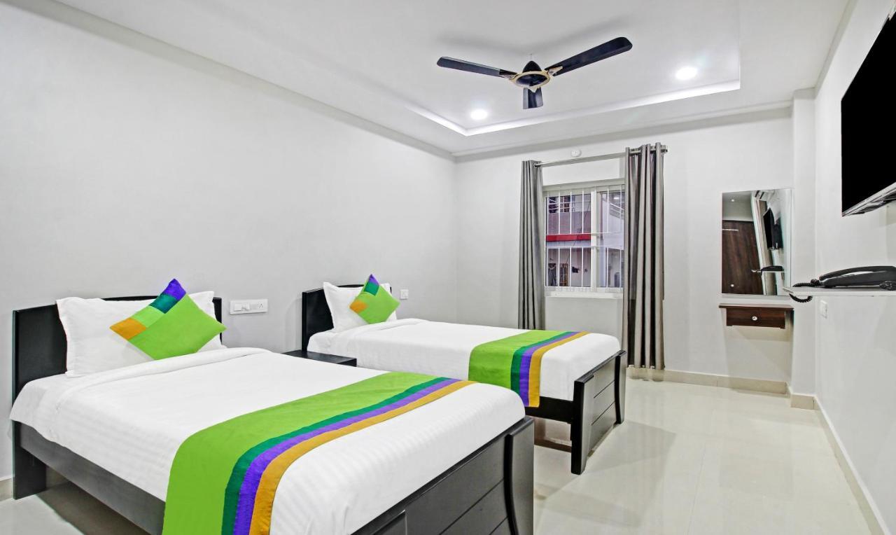 Itsy Hotels Sunrise Grand, Hitech City Hyderabad Exterior foto