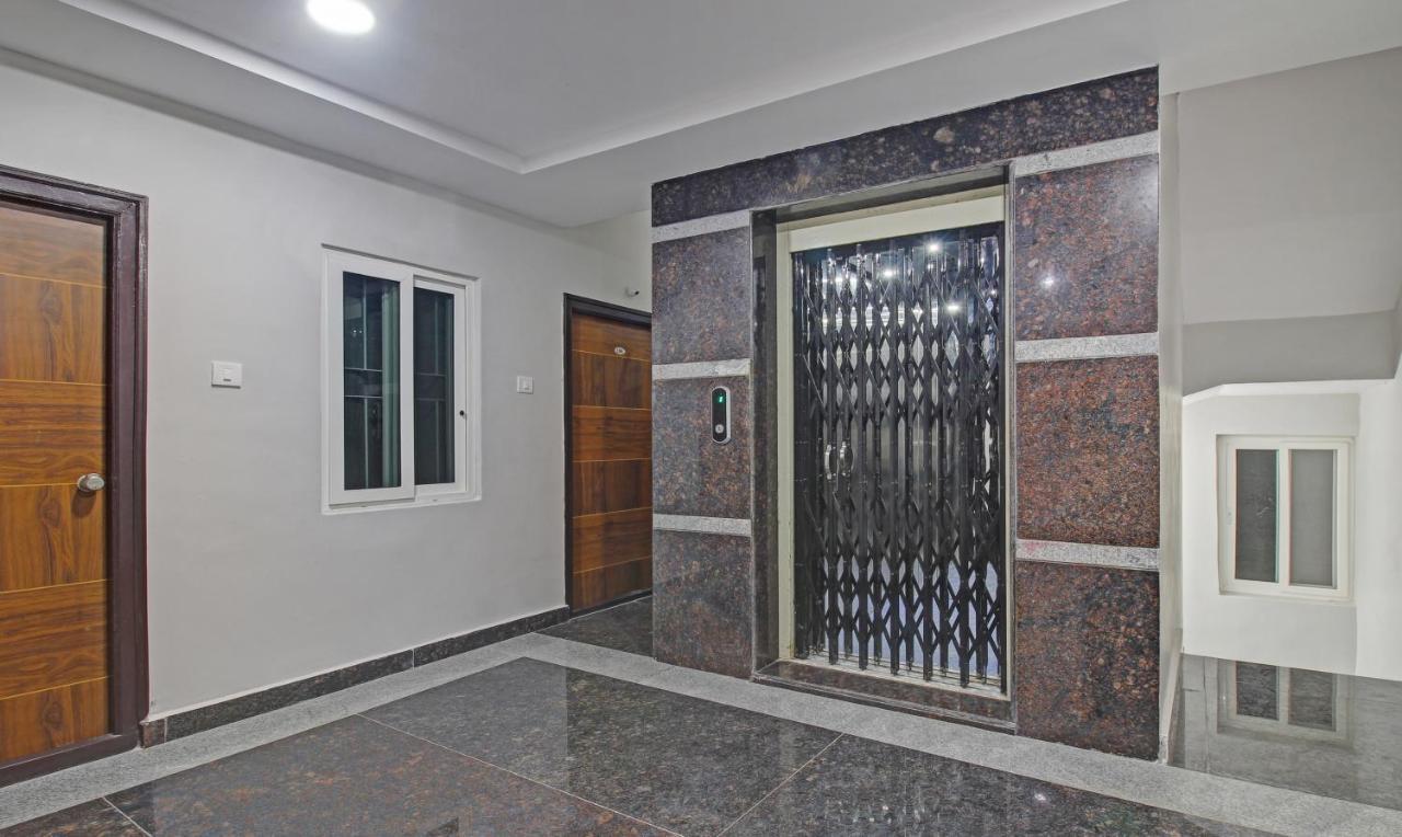 Itsy Hotels Sunrise Grand, Hitech City Hyderabad Exterior foto